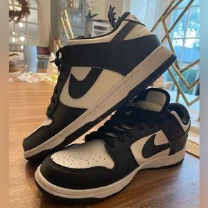 Nike Panda Dunks Men’s Size 8